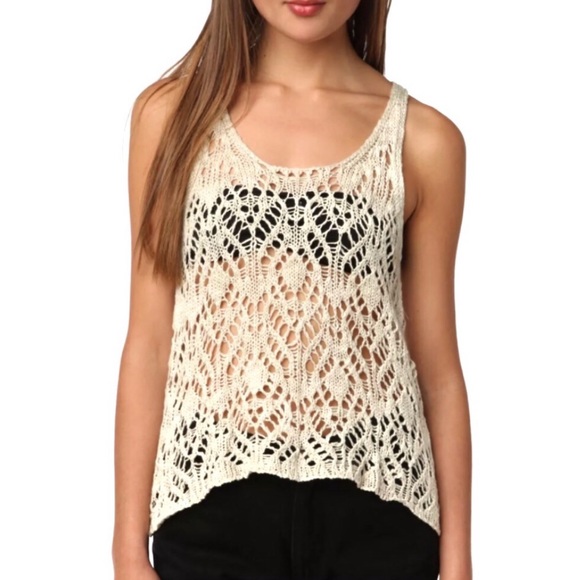 STARING AT STARS Crotchet Knit Tank Top - Picture 11 of 13